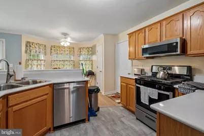 2896 Portobello Court, Waldorf, MD 20603 - Photo 6