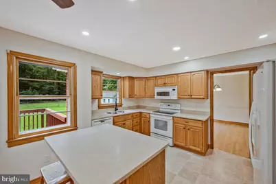 7185 Hawthorne Road, La Plata, MD 20646 - Photo 18