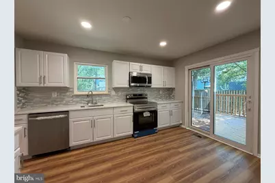 4750 Hummingbird Drive, Waldorf, MD 20603 - Photo 6