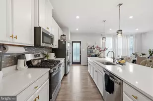 10993 Oswestry St, Waldorf, MD 20603 - Photo 8