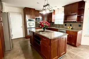 2608 Capital Ct, Waldorf, MD 20603 - Photo 8
