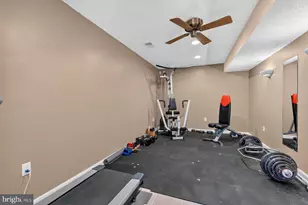 1054 Norfolk Dr, La Plata, MD 20646 - Photo 38