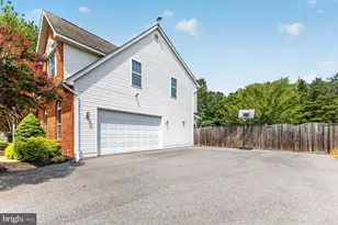 1054 Norfolk Dr, La Plata, MD 20646 - Photo 52