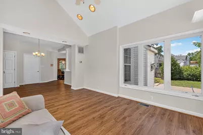 1054 Norfolk Drive, La Plata, MD 20646 - Photo 10