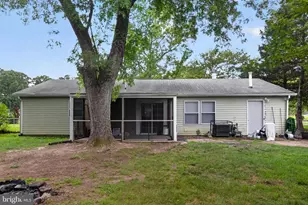306 Tompkins Ln, Waldorf, MD 20602 - Photo 8