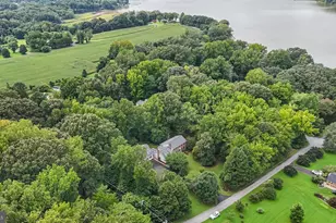8501 Potobac Shores Rd, Port Tobacco, MD 20677 - Photo 2