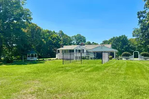 9682 Charles St, La Plata, MD 20646 - Photo 64
