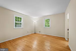 9242 Mimosa Dr, La Plata, MD 20646 - Photo 18