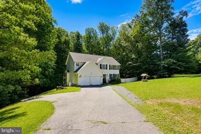 6157 Trotters Glen Drive, Hughesville, MD 20637 - Photo 4