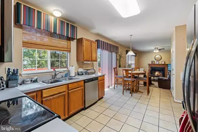 2193 Cedar Tree Lane, Waldorf, MD 20601 - Photo 8