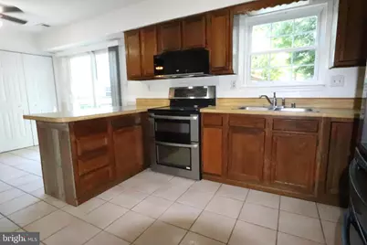 6901 Impala Court, Waldorf, MD 20603 - Photo 4