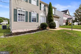 4320 Castletower Ct, White Plains, MD 20695 - Photo 2
