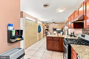 806 Oxford Ct, Waldorf, MD 20602 - Photo 20