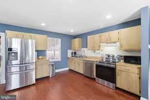 12613 Indian Ln, Waldorf, MD 20601 - Photo 6