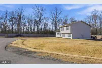 12613 Indian Lane, Waldorf, MD 20601 - Photo 2