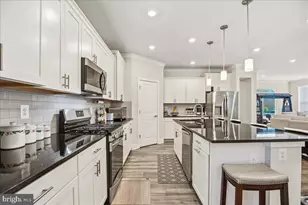 5688 Lewis Carroll Dr, White Plains, MD 20695 - Photo 20