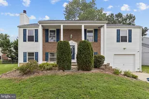 2570 Sussex Ct, Waldorf, MD 20602 - Photo 2