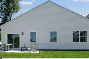 10389 Yosemite St, White Plains, MD 20695 - Photo 2
