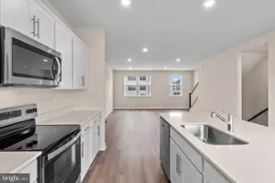 156 Soft Rush Ln, La Plata, MD 20646 - Photo 12