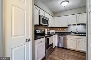 231 Heather Ct, La Plata, MD 20646 - Photo 10