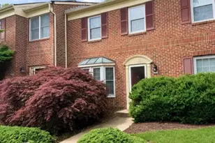 231 Heather Ct, La Plata, MD 20646 - Photo 1