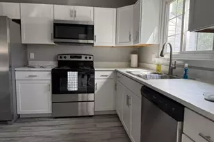 1038 Bannister Cir, Waldorf, MD 20602 - Photo 6