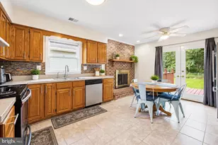 6013 Harbor Seal Ct, Waldorf, MD 20603 - Photo 12