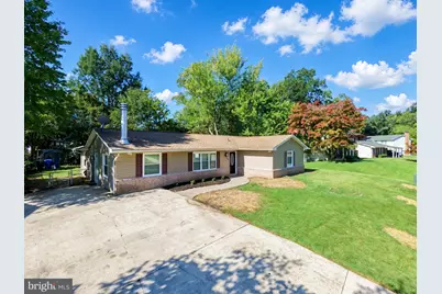138 Jefferson Road, Waldorf, MD 20602 - Photo 2