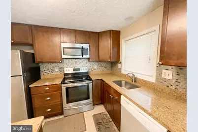 12622 Council Oak Drive, Waldorf, MD 20601 - Photo 6