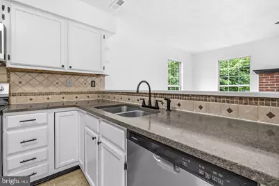 6825 Cologo Court, Waldorf, MD 20603 - Photo 12