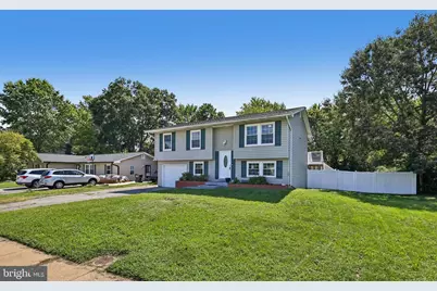 823 Stone Avenue, Waldorf, MD 20602 - Photo 2