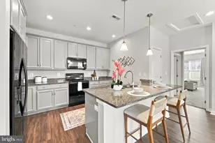 14 Camden Cir, La Plata, MD 20646 - Photo 12