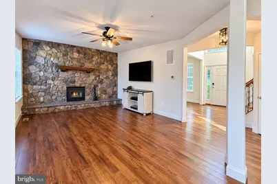6824 Barlowe Court, Hughesville, MD 20637 - Photo 14