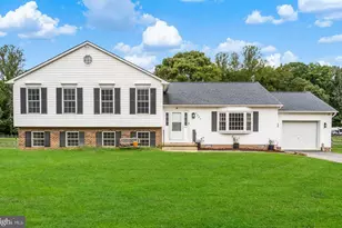 5285 Stowe Ln, Waldorf, MD 20601 - Photo 2