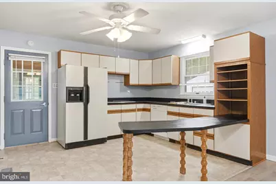 305 Prospect Street, La Plata, MD 20646 - Photo 32