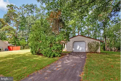 3905 Brewster Court, Waldorf, MD 20601 - Photo 4