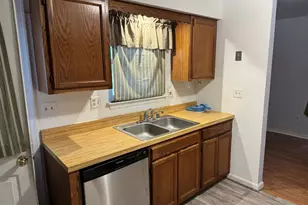 319 Frederick Dr, La Plata, MD 20646 - Photo 2