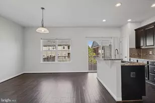11482 Stockport Pl, White Plains, MD 20695 - Photo 10