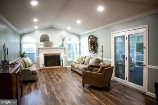105 Westmoreland Ct, La Plata, MD 20646 - Photo 4