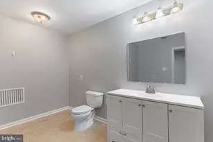 105 Westmorland Ct, La Plata, MD 20646 - Photo 32