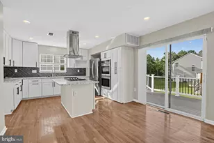 11484 Avenel Ct, Waldorf, MD 20602 - Photo 10