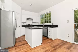 4042 Tahoe Pl, White Plains, MD 20695 - Photo 2