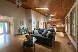 300 S 1st St, Denton, MD 21629 - Photo 8