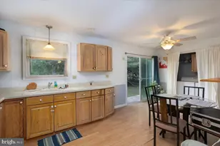 218 E Sunset Ave, Greensboro, MD 21639 - Photo 4