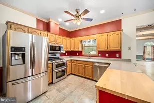 24029 Meadows Dr, Ridgely, MD 21660 - Photo 12