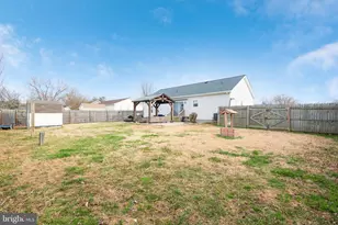 1 Oakview Ct, Ridgely, MD 21660 - Photo 4