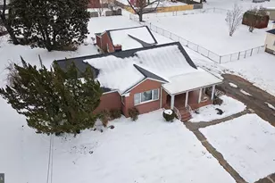 207 S 7th St, Denton, MD 21629 - Photo 2
