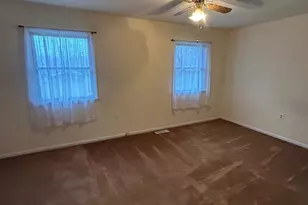 341 Academy Ave, Denton, MD 21629 - Photo 8