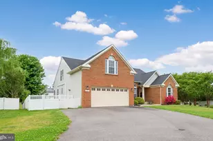 7 Lister Ln, Ridgely, MD 21660 - Photo 2