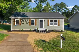 205 N Academy St, Greensboro, MD 21639 - Photo 2